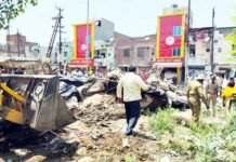 नंदग्राम में चला निगम का बुलडोजर, 11 करोड़ की भूमि कब्जामुक्त कर जनहित योजनाओं के लिए खोला रास्ता