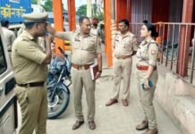 कांवडिय़ों की सुरक्षा पर ‘लेडी कमांडर’ की पैनी नजर… उपासना पाण्डेय खुद उतरीं मैदान में, रूट का किया मीटर-दर-मीटर निरीक्षण