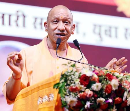 cm-yogi-noida (1)