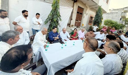 gda-vc-met-modinagar