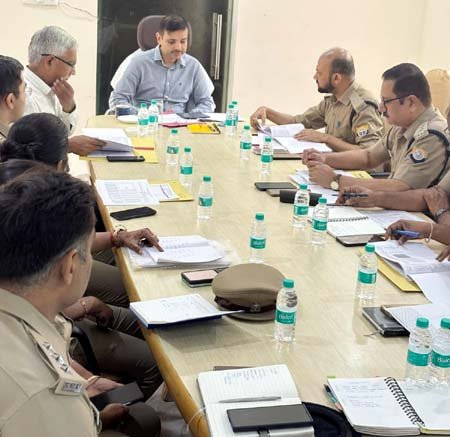 noida-excise-comminer-meeting (1)