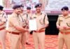 मलबे में जिंदगी तलाशने वाले दमकलकर्मियों को सलाम, 11 लोगों को बचाने वाली टीम सम्मानित
