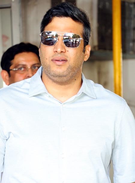 dm-ravindra-kumar-mandhad