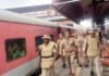 दिल्ली में धरना-प्रदर्शन के मद्देनजर गाजियाबाद रेलवे स्टेशन पर बढ़ाई सुरक्षा, जीआरपी-आरपीएफ ने किया फ्लैग मार्च