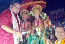 संजय नगर में गूंजे जय श्रीराम के जयकारे, संजीव गुप्ता ने फीता काटकर किया भव्य राम बारात का शुभारंभ